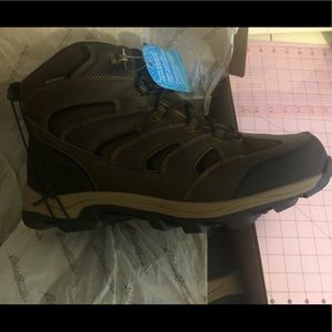 Brand New!!   Eddie Bauer Hiking Boots - Fairmount